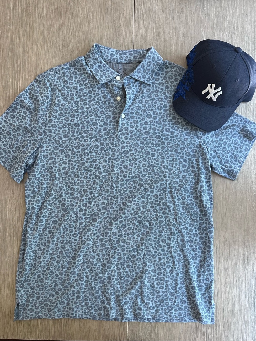 Jos. A. Bank Men’s Light Blue Floral Polo